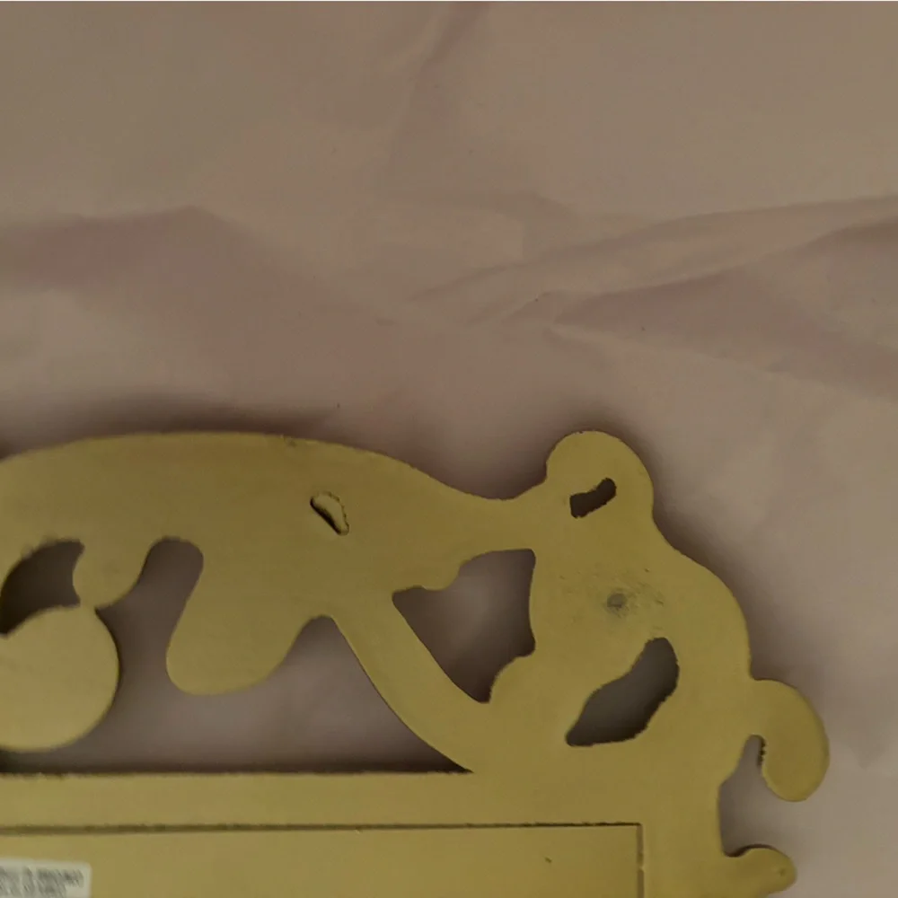 New Gold Welcome Sign